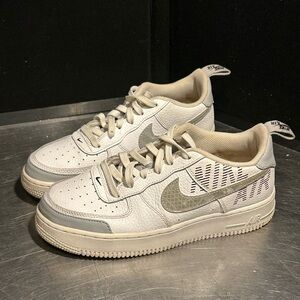 Nike Air Force 1 Size 8 Women